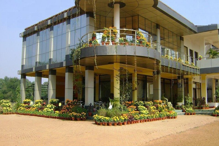 https://cache.careers360.mobi/media/colleges/social-media/media-gallery/10094/2019/4/9/Campus View of Brm International Institute of Management Bhubaneswar_Campus-View.jpg